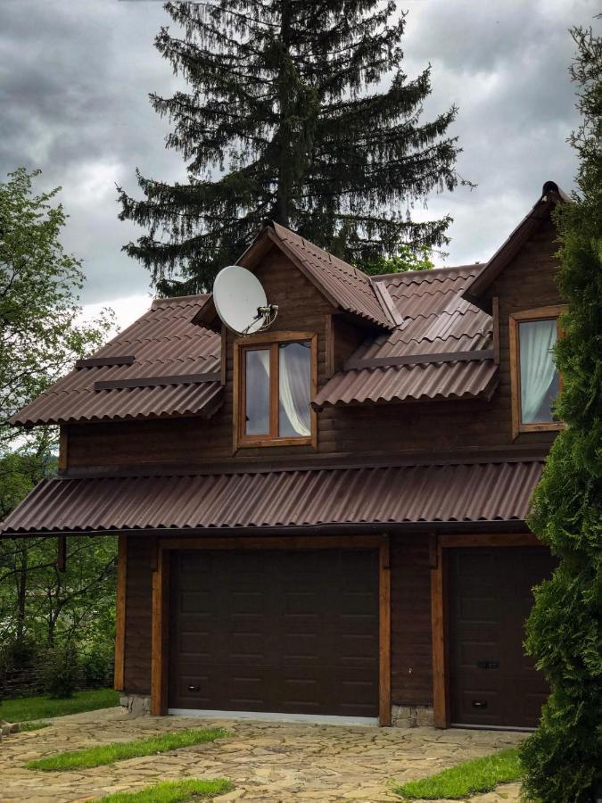 韦尔霍维纳Чорногірський Вітер别墅 外观 照片